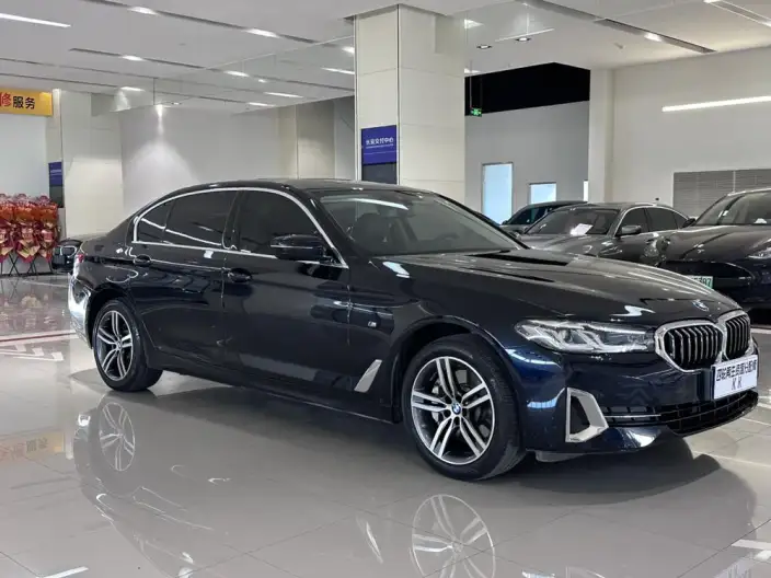 BMW 5 Series 2022 Model Facelift II 530Li Leading Model Luxury Set – фото 3