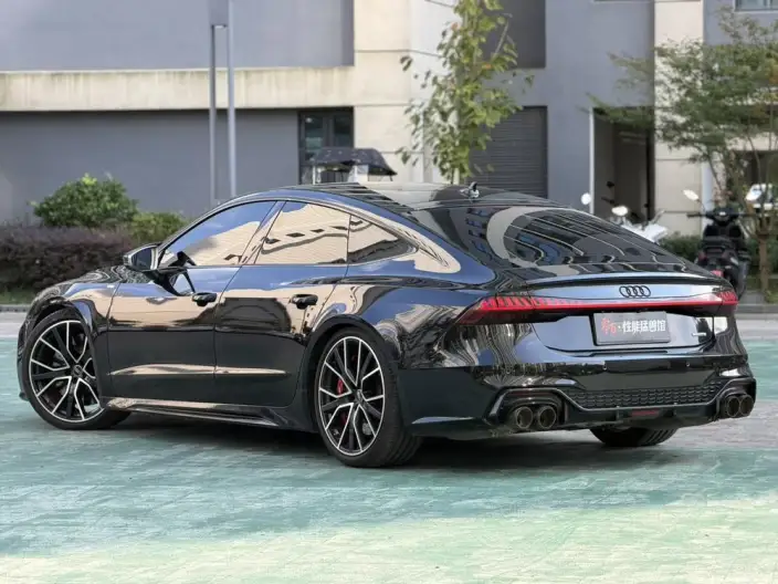 Audi A7 2022 Model 55 TFSI quattro Exclusive Model – фото 4