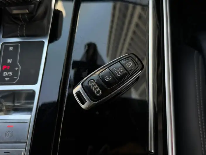 Audi A7 2022 Model 55 TFSI quattro Exclusive Model – фото 7