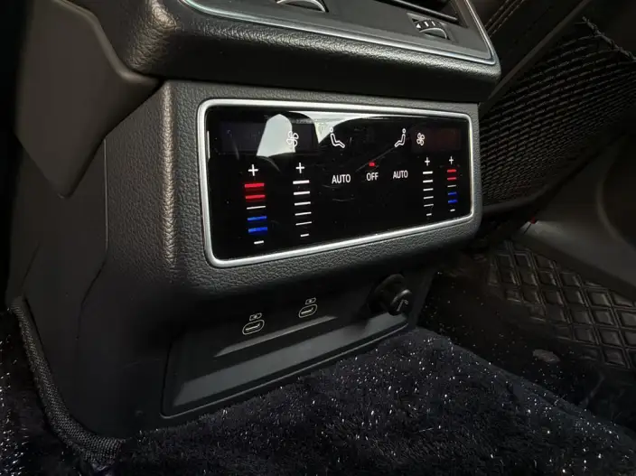 Audi A7 2022 Model 55 TFSI quattro Exclusive Model – фото 8