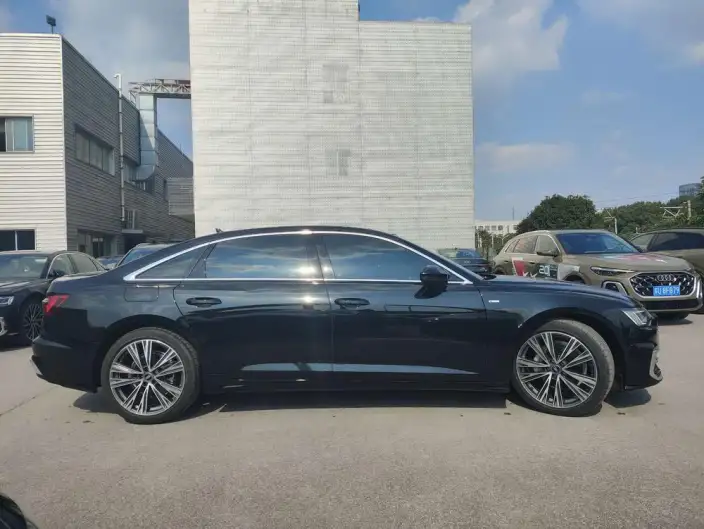 Audi A6L 2023 Model Facelift 40 TFSI Luxury Dynamic Model – фото 7