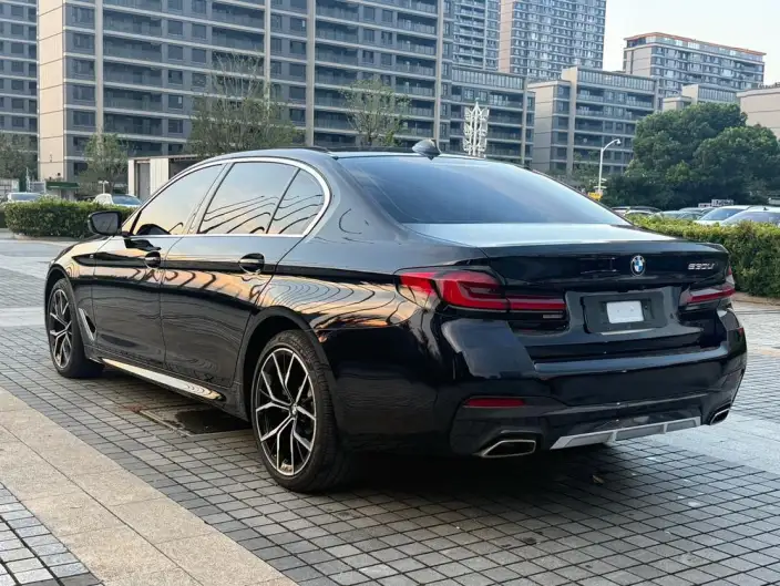 BMW 5 Series 2022 Model Facelift II 530Li Exclusive Model M Sports Set
