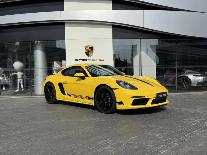 Porsche 718 2023 Model Cayman 2.0T