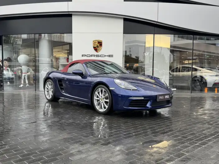Porsche 718 2022 Model Boxster 2.0T