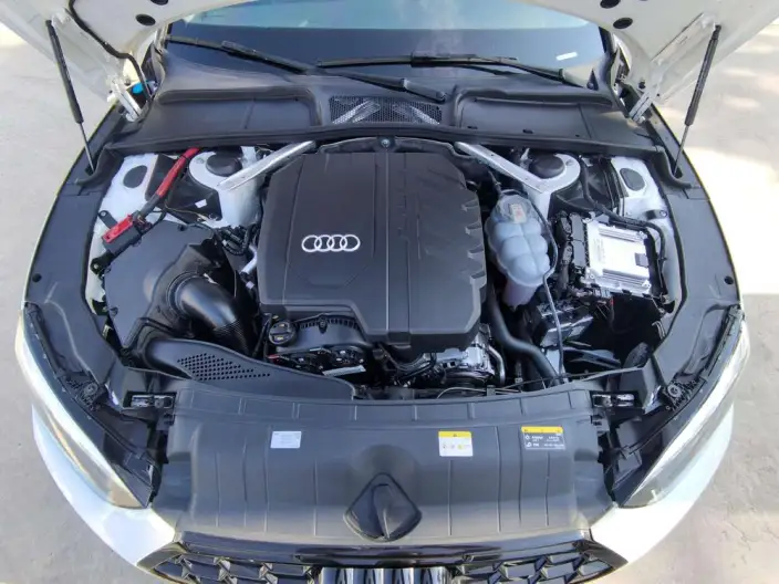Audi A5 2023 Model Sportback 40 TFSI quattro Luxury Dynamic Model – фото 10