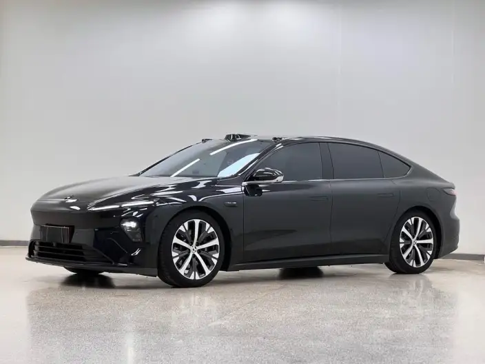NIO ET7 2024 Model 75kWh Executive Edition – фото 1
