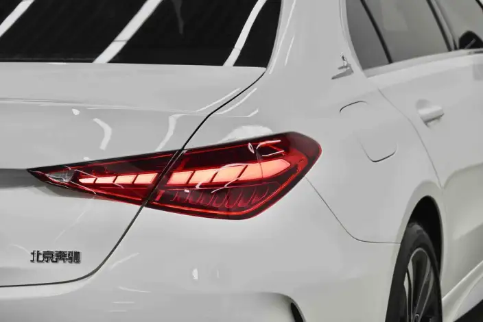 Mercedes-Benz C-Class PHEV 2022 Model C 350 eL – фото 7