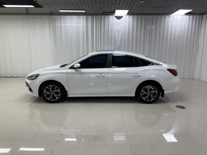 MG5 2021 Model 180DVVT CVT Youth Deluxe Edition