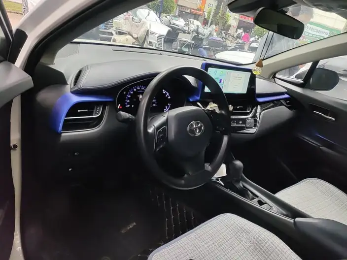 Toyota C-HR 2023 Model 2.0L Comfort Edition – фото 7