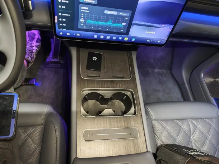 NIO ES8 2026 Model VI seat Executive Signature Edition – фото 9