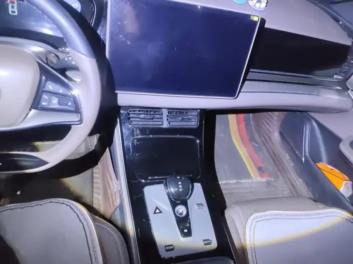 BYD Han EV 2021 Model Standard battery life version Luxury Model – фото 9