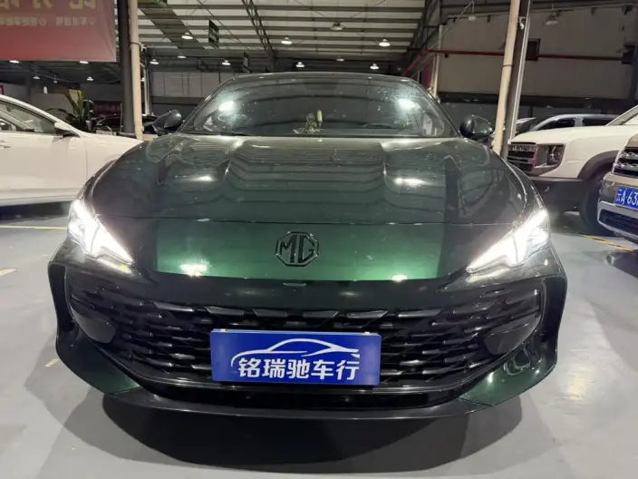 MG7 2025 Model 1.5T DCT Deluxe Edition