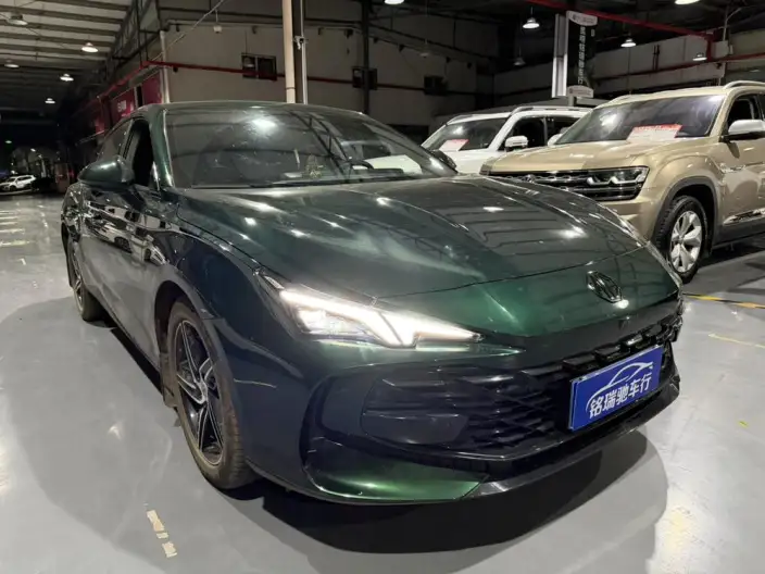 MG7 2025 Model 1.5T DCT Deluxe Edition