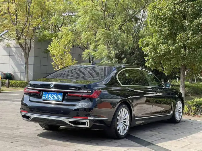BMW 7 Series 2021 Model 730Li Luxury Set – фото 6
