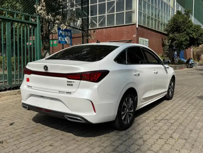 Changan Eado 2023 Model PLUS Changxiang Edition Blue whale NE 1.4T GDI DCT Noble Model – фото 6