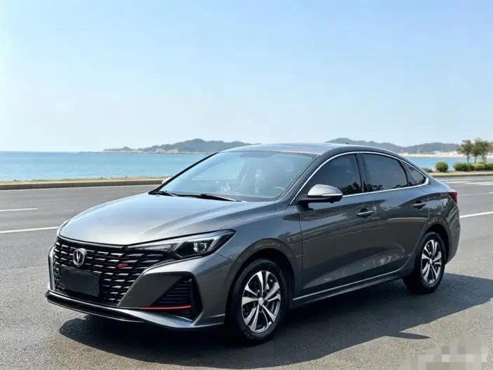 Changan Eado 2023 Model PLUS Changxiang Edition Blue whale NE 1.4T GDI DCT Noble Model – фото 1