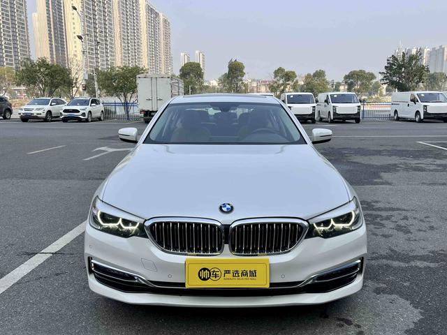 BMW 5 Series Модель 2018 года 530Li xDrive Luxury Set – фото 2