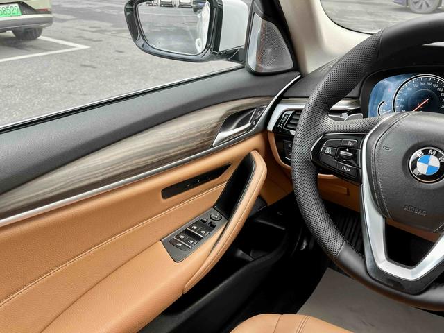 BMW 5 Series Модель 2018 года 530Li xDrive Luxury Set – фото 14