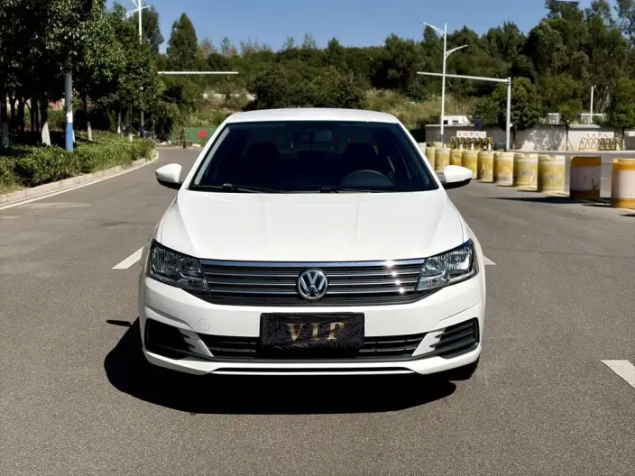 Volkswagen Lavida 2019 Model 1.5L Automatic Fashion edition China VI – фото 2