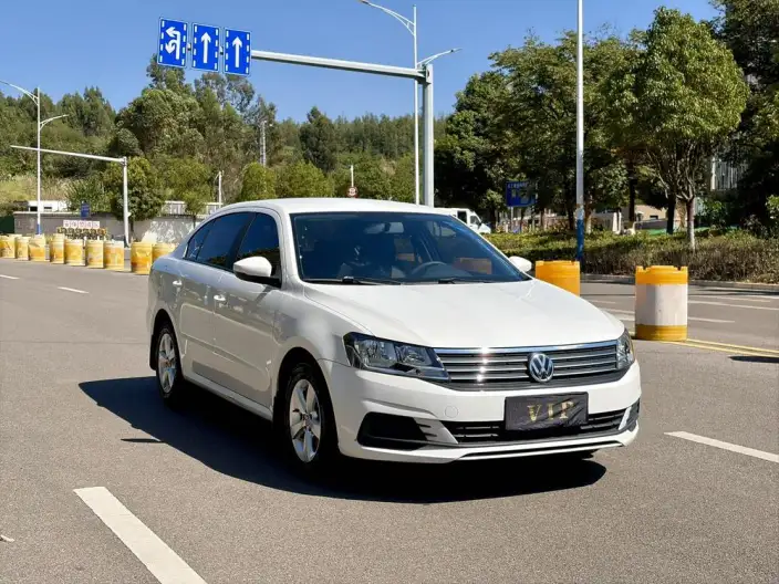 Volkswagen Lavida 2019 Model 1.5L Automatic Fashion edition China VI – фото 3