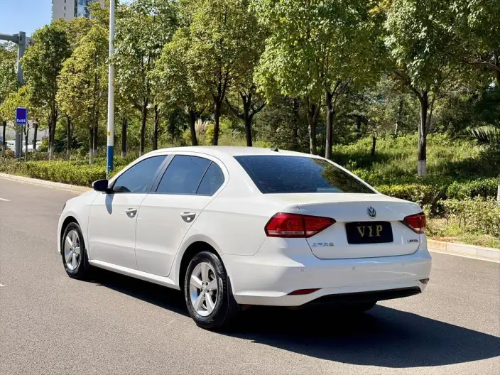 Volkswagen Lavida 2019 Model 1.5L Automatic Fashion edition China VI – фото 5