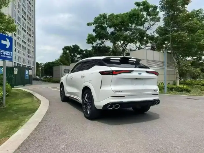 Changan Auchan Z6 2022 Model Blue whale 1.5T DCT Smart Edition Model – фото 4