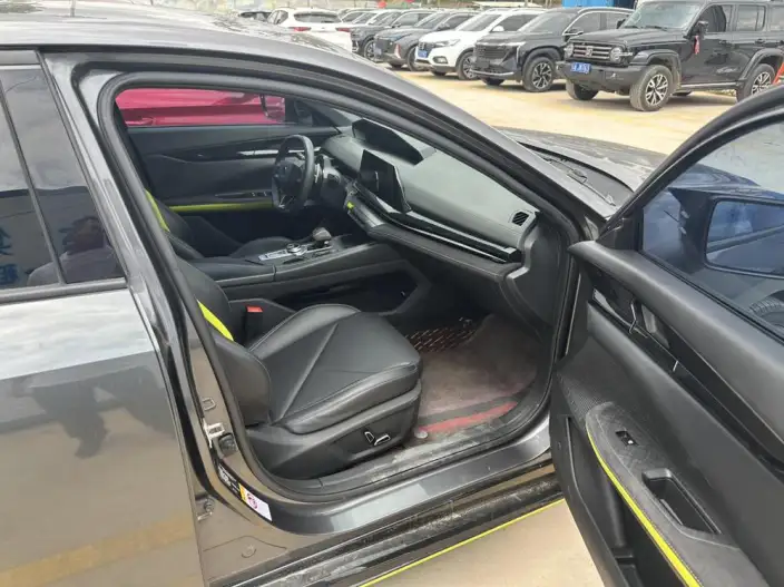 Changan UNI-V 2022 Model 1.5T Sports Edition – фото 9