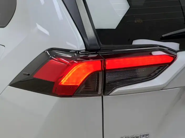 Toyota RAV4 2021 Model 2.0L CVT 2WD Fashion edition – фото 8