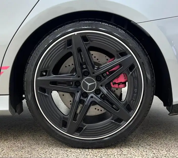 Mercedes-Benz A-Class AMG 2024 Model Facelift AMG A 35 L 4MATIC – фото 8