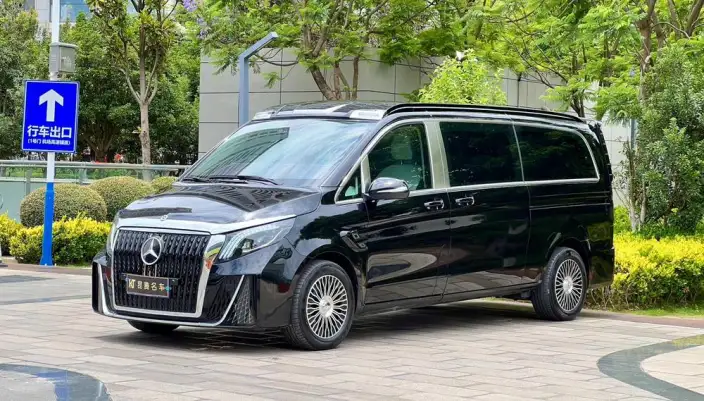 Viano 2024 Model 2.0T Business Edition 7 seat
