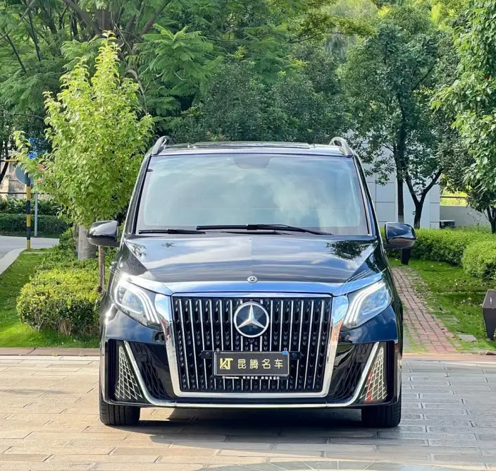 Viano 2024 Model 2.0T Elite Edition 7 seat – фото 2
