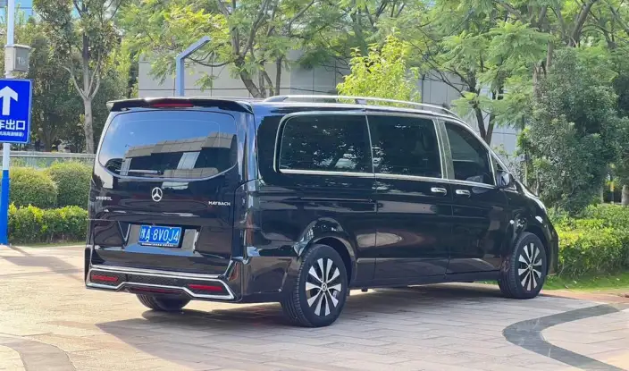 Viano 2024 Model 2.0T Elite Edition 7 seat – фото 7