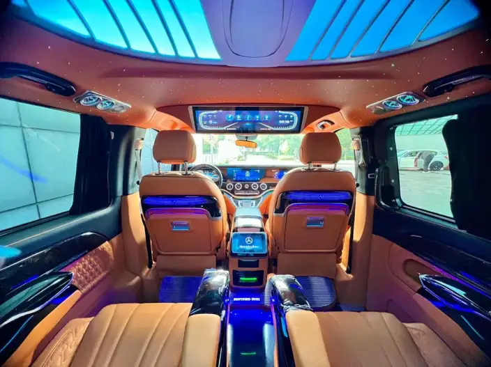 Viano 2024 Model 2.0T Elite Edition 7 seat – фото 8