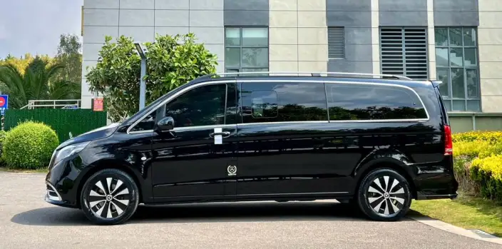 Viano 2023 Model 2.0T Elite Edition 7 seat – фото 4