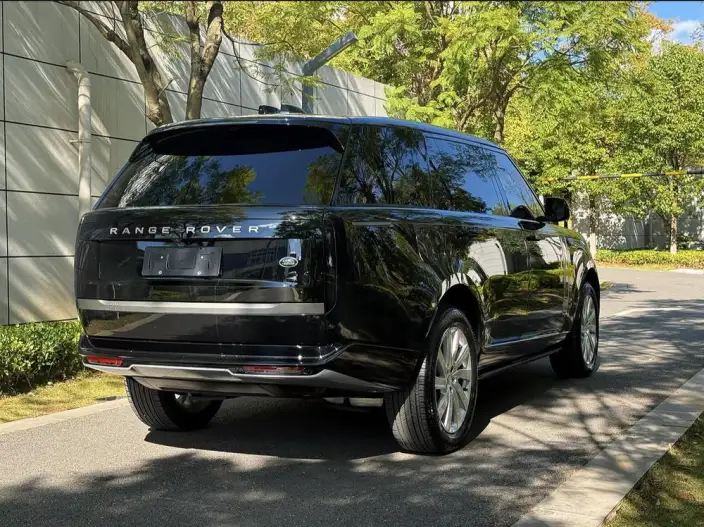 Range Rover 2025 Model 3.0 L6 400PS Shengshi Extended Edition – фото 7