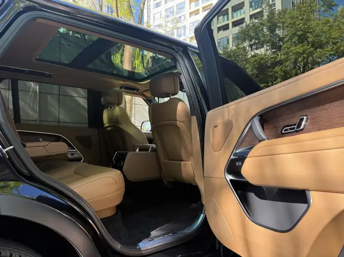 Range Rover 2025 Model 3.0 L6 400PS Shengshi Extended Edition – фото 9