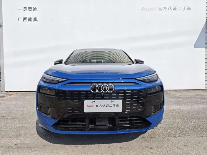 AUDI Q6L e-tron 2026 Model First Edition Pilot Edition – фото 2