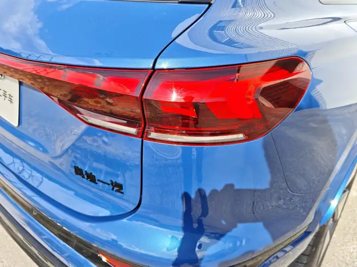 AUDI Q6L e-tron 2026 Model First Edition Pilot Edition – фото 9