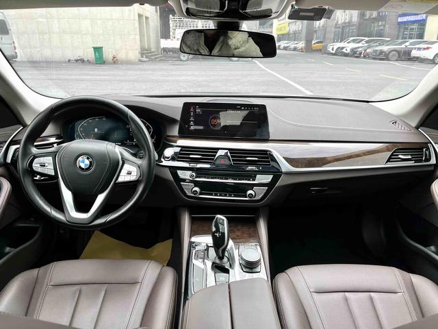 BMW 5 Series 2020 525Li Luxury Package – фото 18