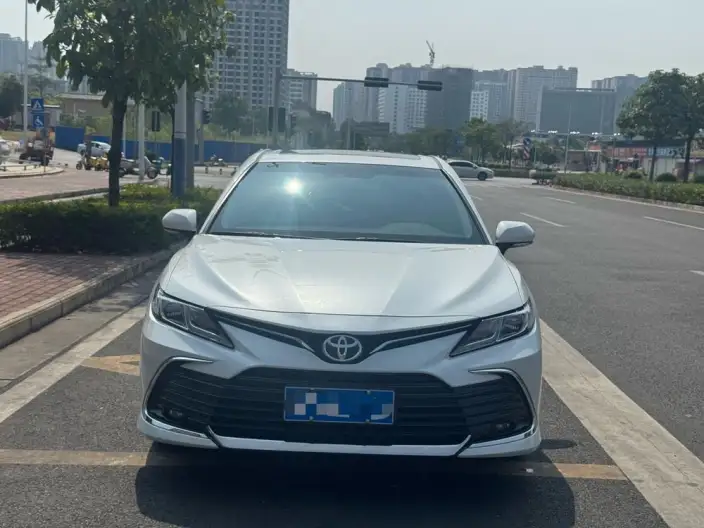 Toyota Camry 2022 Model 2.0GVP Leading version – фото 2