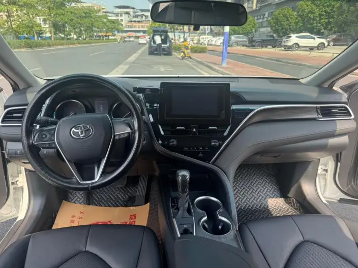 Toyota Camry 2022 Model 2.0GVP Leading version – фото 7