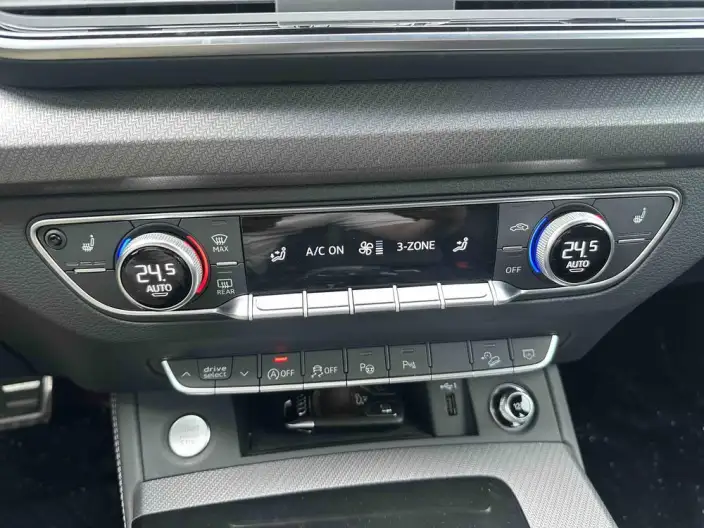 Audi Q5L 2024 Model 45TFSI Luxury Dynamic Model – фото 8