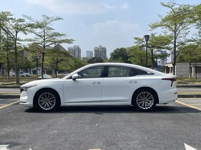 BESTUNE B70 2023 Model Third generation 1.5T Automatic Changxiang Edition Model – фото 4