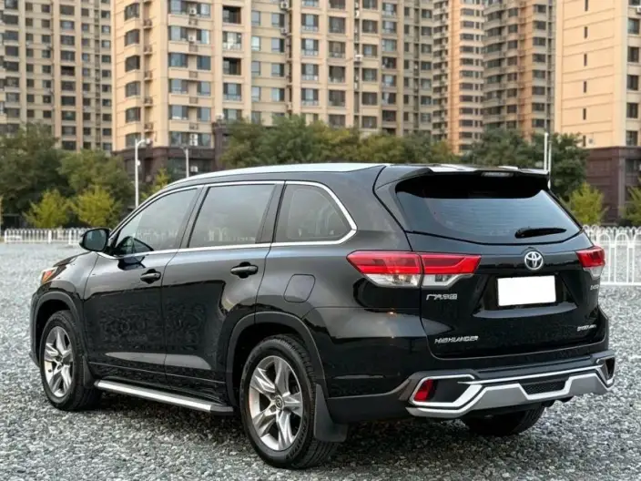 Toyota Highlander 2021 Model 2.0T 4WD Deluxe Edition 7 seat – фото 3