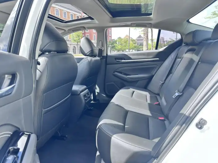 Nissan Teana 2022 Model 2.0L XL-TLS Yuexiang Edition – фото 9