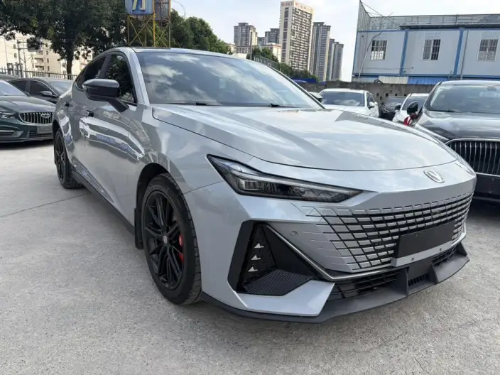 Changan UNI-V 2023 Model 1.5T Noble Model – фото 3