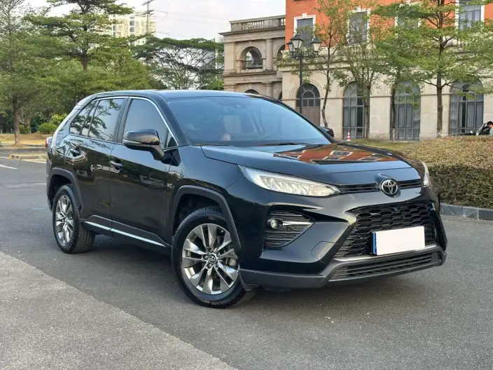 Toyota Wildlander 2022 Model 2.0L 2WD Luxury PLUS Edition – фото 3