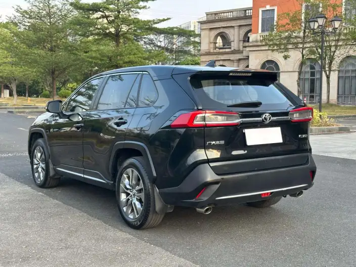 Toyota Wildlander 2022 Model 2.0L 2WD Luxury PLUS Edition – фото 5