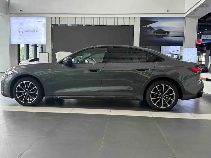 Audi A5 L 2026 Model 2.0T Sports Edition Plus – фото 3
