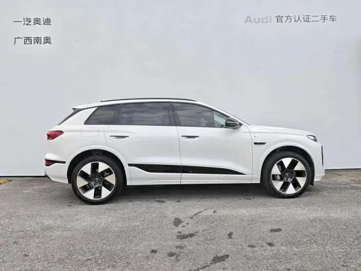 AUDI Q6L e-tron 2026 Model First Edition Pilot Edition – фото 5
